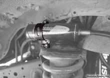 Load image into Gallery viewer, DOBINSONS RESERVOIR MOUNT KIT FOR FRONT OF LAND CRUISER 105 SERIES - RM59-030