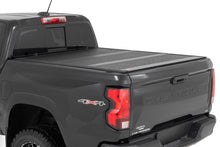 Load image into Gallery viewer, Hard Low Profile Bed Cover | 5' Bed | Chevy/GMC Canyon/Colorado (15-25)