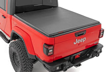 Load image into Gallery viewer, Soft Tri-Fold Bed Cover | 5' Bed | Jeep Gladiator JT 4WD (2020-2025)