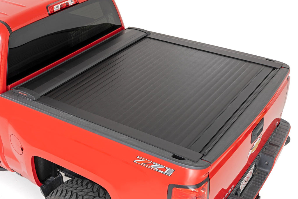 Retractable Bed Cover | 5'9" Bed | Chevy/GMC 1500 (04-18)